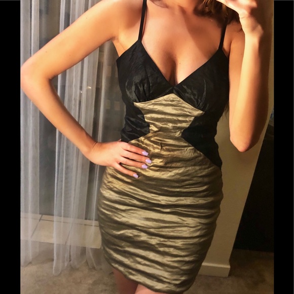 BCBGMaxAzria Dresses & Skirts - BCBGMAXAZRIA Black and Tan Ruched Mini Dress NWT